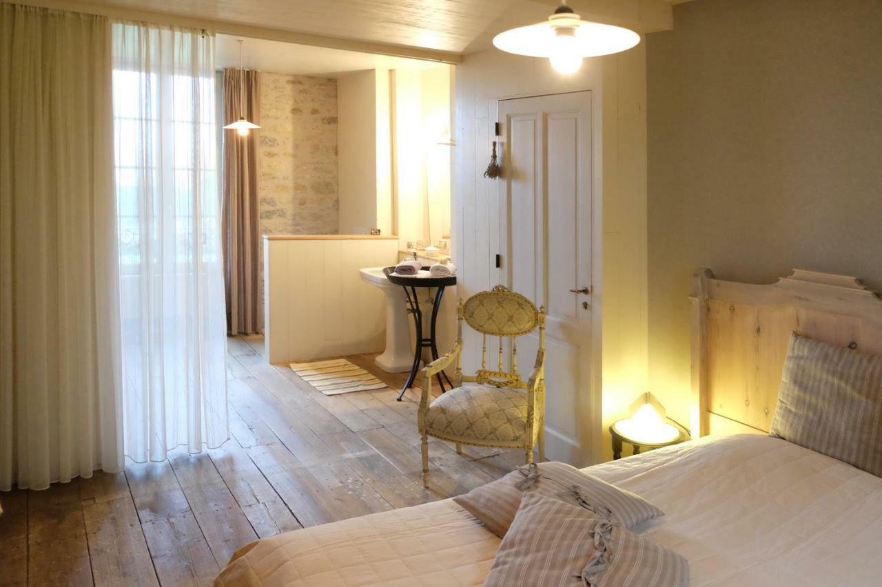 Bed and Breakfast Le Couvent De Neuviale Parisot  Esterno foto