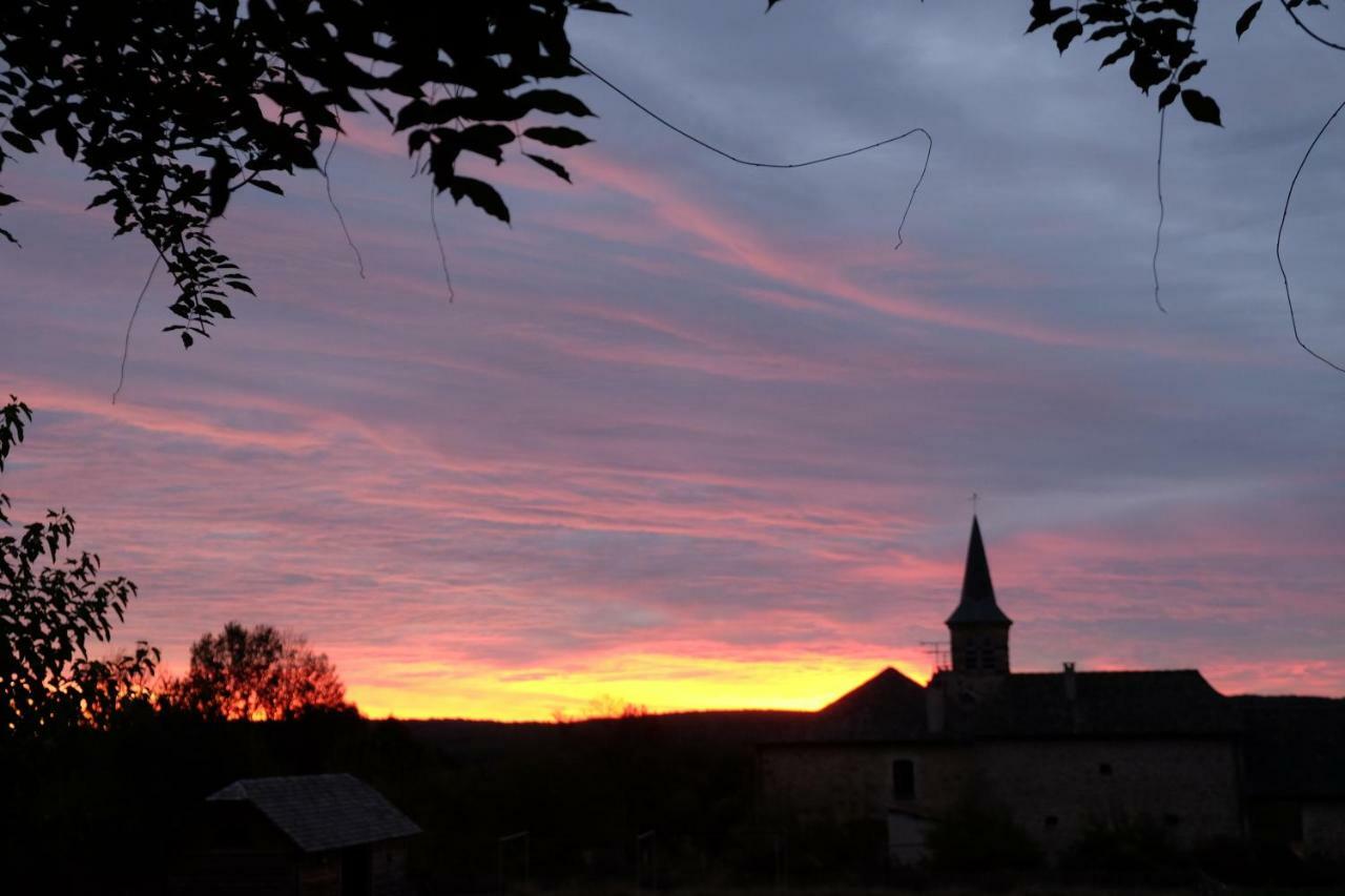 Bed and Breakfast Le Couvent De Neuviale Parisot  Esterno foto